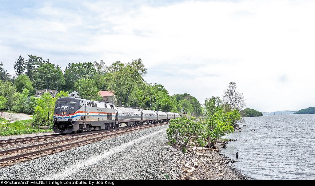 AMTK 707 heads northbound Empire Service train through Tivoli, NY